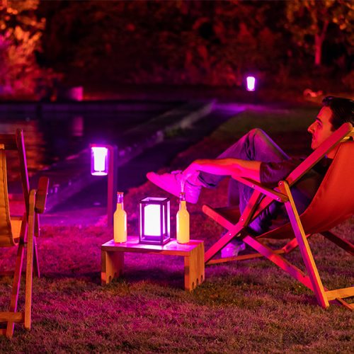 Intelligens kültéri LED asztali lámpa RGB+W WIFI SMART+ POWERBANK USB KERETES ASZTAL LEDVANCE