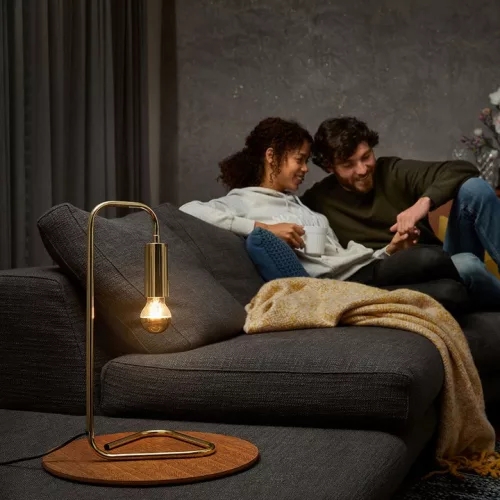 E27 A60 LED izzó 7W = 50W 650lm 2700K OSRAM Mirror Gold