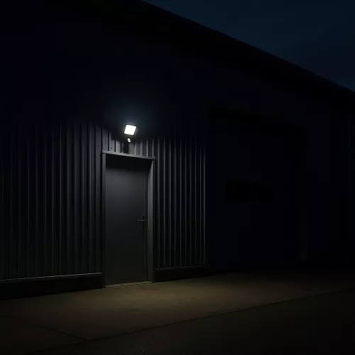 LED Halogén Reflektor Kültéri Spotlámpa 30W 6500K 2700lm IP65 Mozgás- és Alkonyérzékelővel SENSOR FLOODLIGHT LUX OSRAM