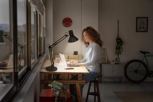 Iskolai asztali rajzlámpa LED lámpatest, dimmelhető, 9W 3000K 393lm, fekete Office Line Osram