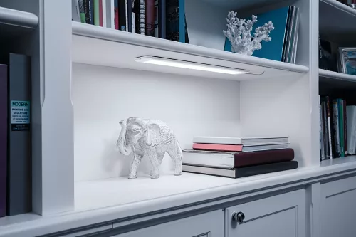 Lámpatest szekrény alatti LED sín bútor 8W 480lm 2700/6500K CCT fehér Undercabinet Osram