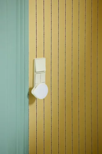 Konnektorba dugható LED éjszakai irányfény alkonyérzékelővel, dimmelhető, 0.5W 3000K meleg fényű 15lm, fehér Lunetta Osram