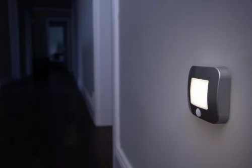 Elemmel működő LED lépcsővilágítás mozgásérzékelővel 0.25W 4000K semleges fehér 14lm IP54 NIGHTLUX Osram