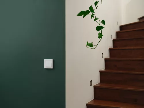 Osram SMART+ WiFi Matter intelligens fali kapcsoló, fekete