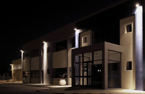 LED reflektor 150W 13500lm 3000K IP65 fekete ProjectLine Floodlight PHILIPS