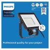 LED-es reflektor 30W 2850lm 4000K IP65 fekete mozgás- és szürkületérzékelővel ProjectLine Floodlight PHILIPS