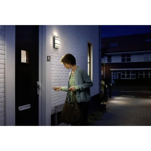 Kerti LED lámpa Fali lámpa homlokzat PETRONIA 3.8W mozgásérzékelő 2700K meleg IP44 antracit PHILIPS