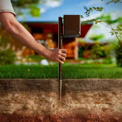 Napelemes kerti lámpa kültéri POST 54cm LED 1.8W 200lm 2700K Twilight érzékelővel Virona Philips