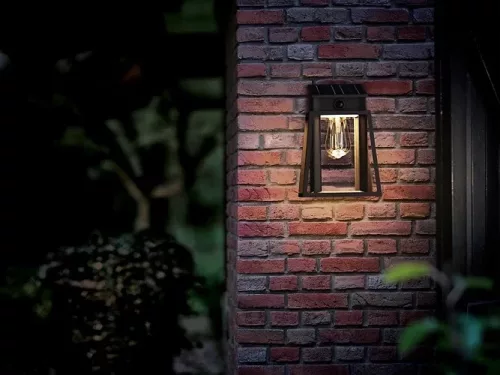 Kerti fali lámpa, napelemes homlokzati kültéri LED, 3,2 W, 470 lm, 4000 K, IP44, mozgás- és alkonyérzékelővel, fekete, Lysin, ultrahatékony, Philips