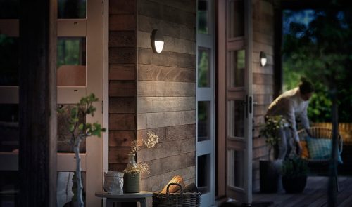 LED kerti lámpa homlokzati fali lámpa CAPRICORN IR 6W 2700K IP44 kerek mozgásérzékelővel antracit PHILIPS