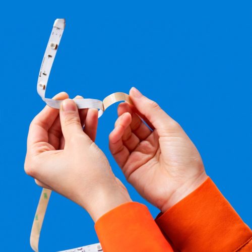 LED szalagos RGB szalag, 15 m-es, szabályozható, többszínű Philips távirányító