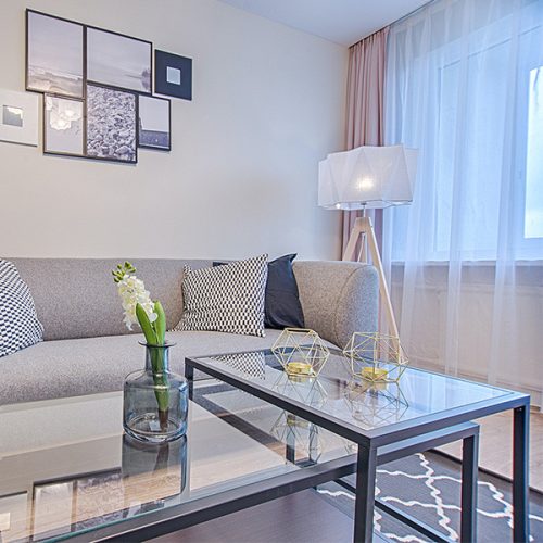 E27 LED izzó 7W = 60W 806lm 4000K semleges PHILIPS