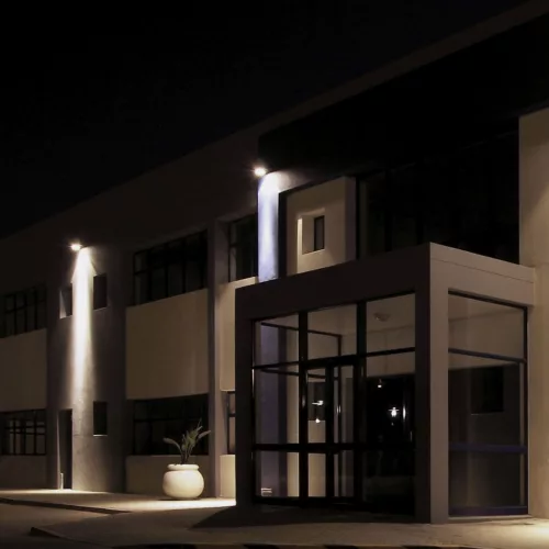 LED reflektor lámpa reflektor 150W 14250lm 6500K IP65 fekete ProjectLine Philips