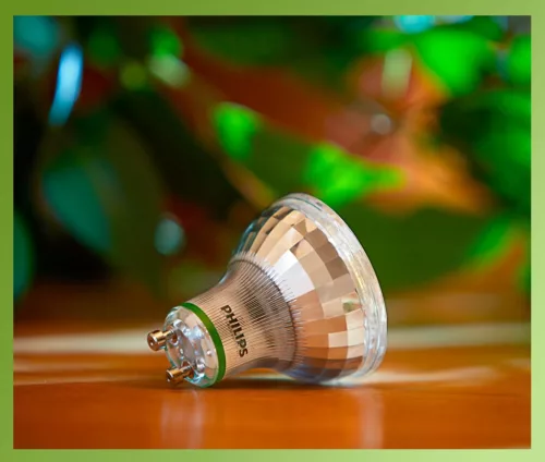 LED izzó GU10 spotlámpa PAR16 1.2W = 35W 215lm 179lm/W 4000K Semleges 36° A OSZTÁLYÚ UltraEfficient Philips