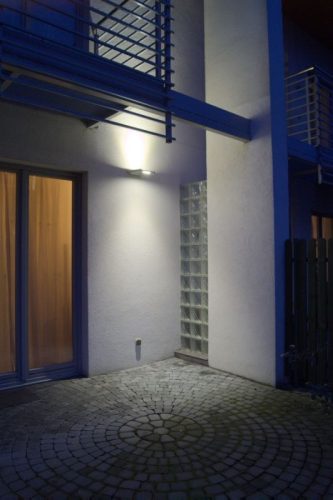 Kültéri kerti homlokzati lámpa LED FALI LÁMPA SUGÁR 6144S-1 9W 605lm 4100K Semleges Su-Ma