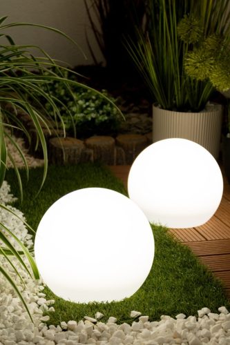 LED napelemes kerti lámpa szegecses RGB gömb a kertbe GROUND 17cm + távirányító