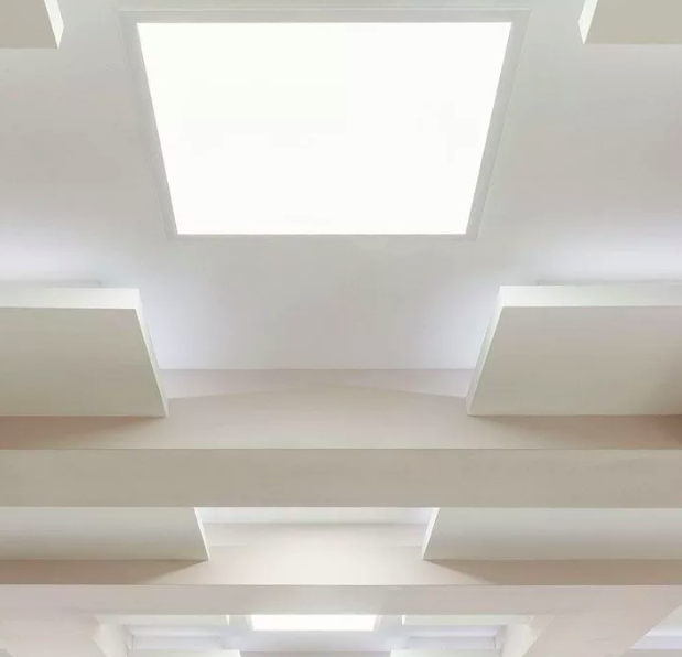 Mennyezeti LED panelek vásárlása: 5 kulcsfontosságú szempont, amit érdemes tudnod